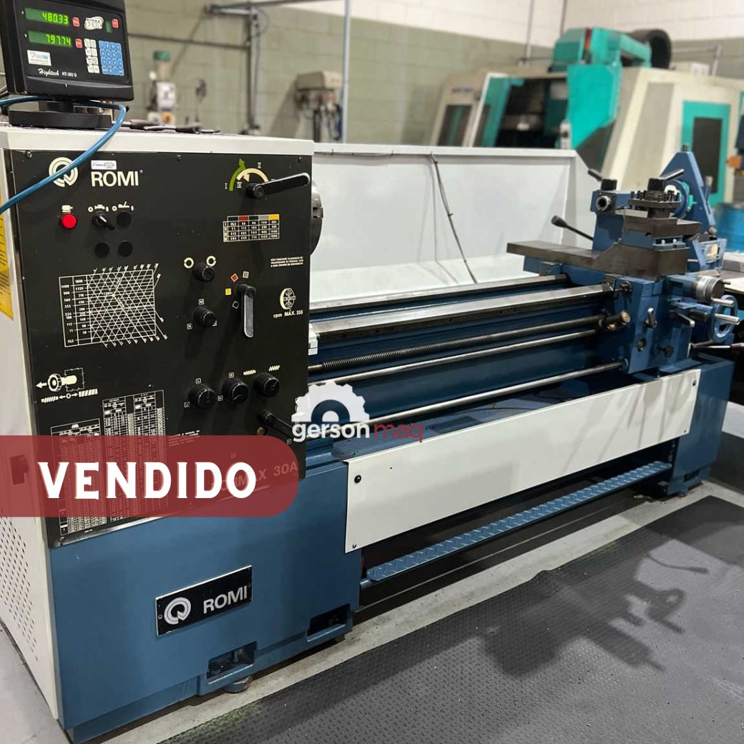 TORNO MECANICO ROMI TORMAX 30A - 520 x 1500 mm com Digital